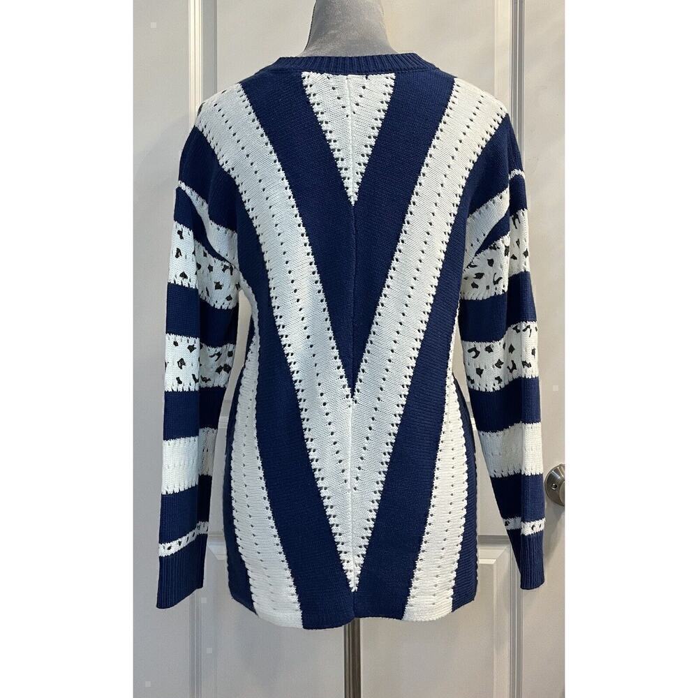 Women's Pullover Popover Chevron Sweater V Neck Leopard Print Blue Sz M - Picture 7 of 9
